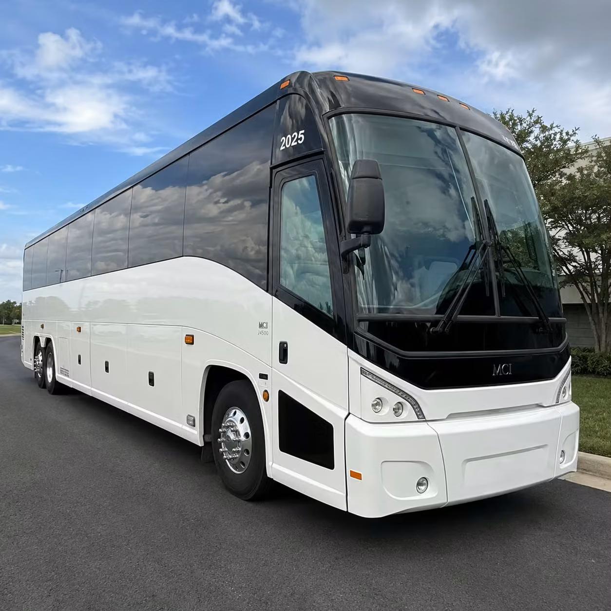 every amenity your concert group needs is available through charterbusmissionviejo com